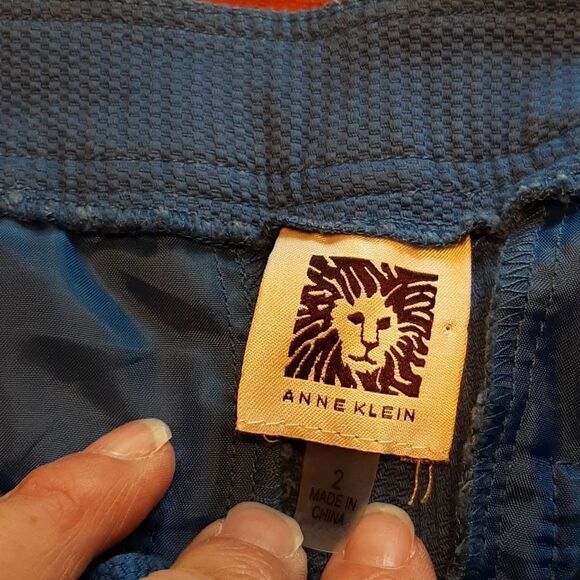 Anne Klein Blue Capris - Picture 4 of 8
